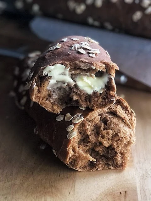 Copycat Cheesecake Factory Brown Bread